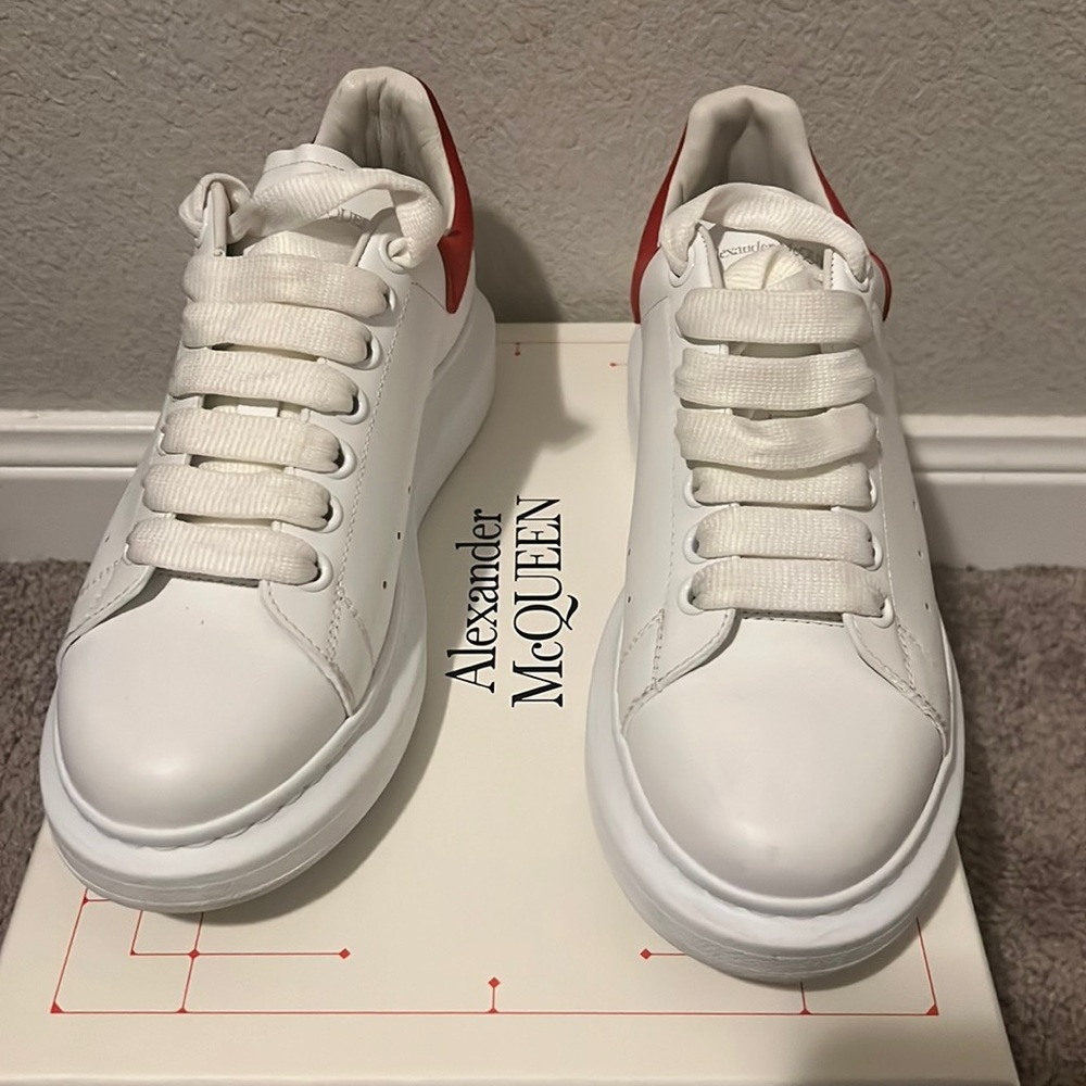 Alexander McQueen oversized sneaker